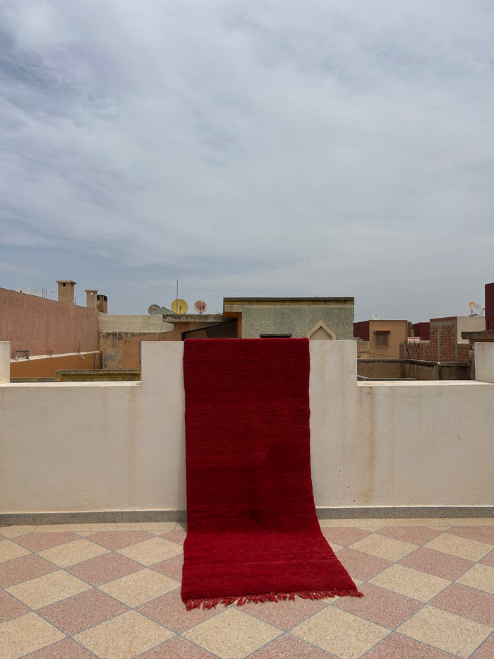 VINTAGE BENI OUARAIN RUNNER │ IZORAN IV